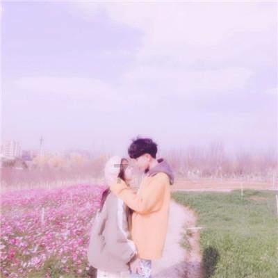 小萌妹的甜美装扮